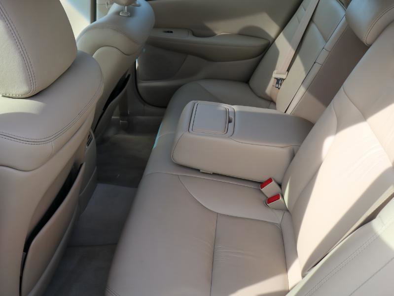 Used 2003 Lexus ES 330 FWD image 10