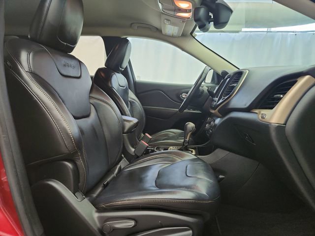 Used 2017 Jeep Cherokee Limited image 24