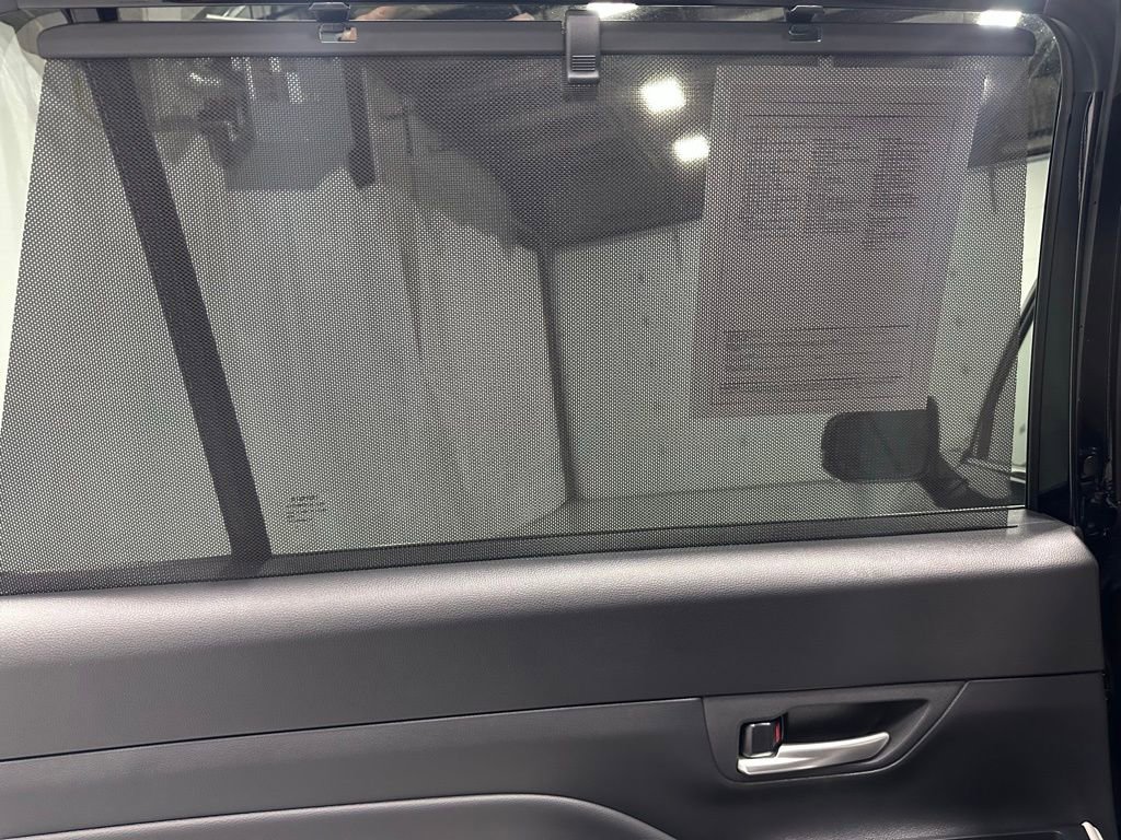 Used 2025 Toyota Grand Highlander AWD image 45