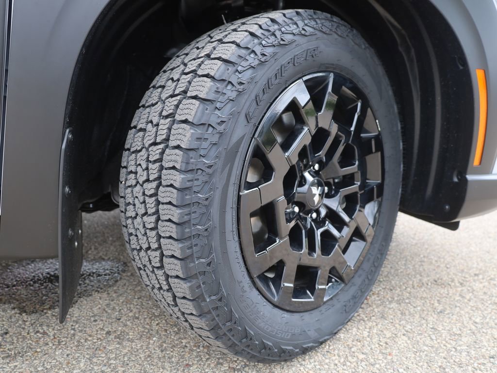 New 2025 Mitsubishi Outlander Trail Edition image 13