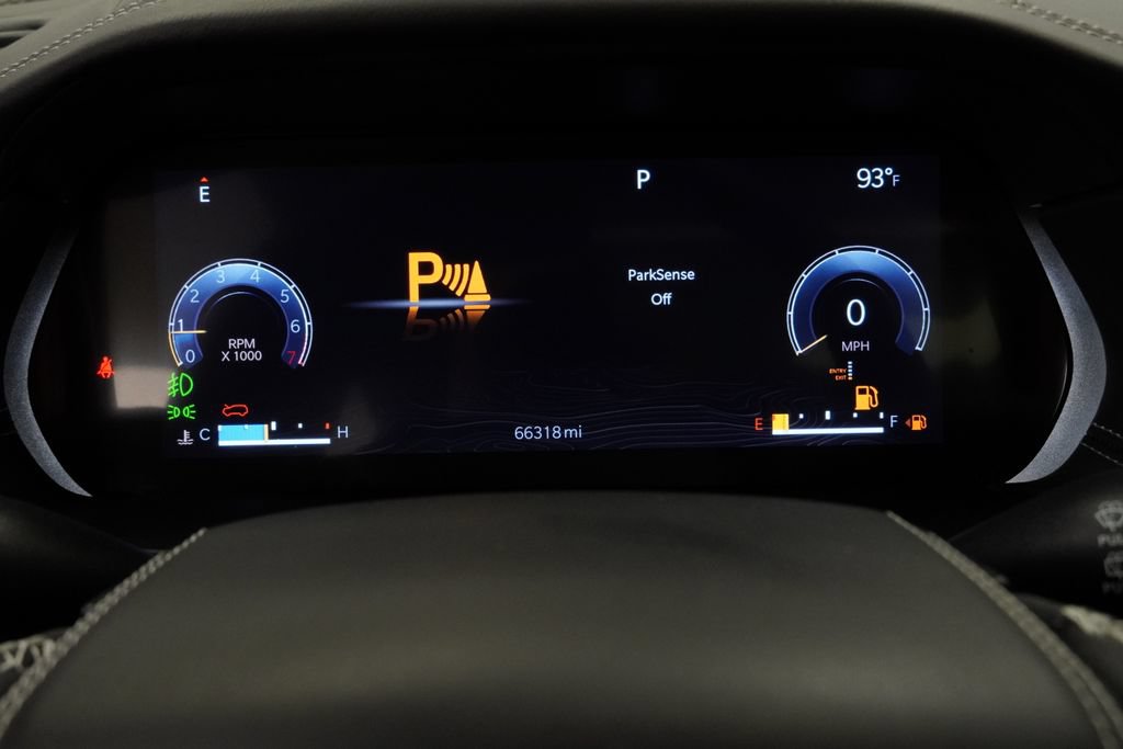Certified 2023 Jeep Grand Cherokee L Overland AWD/4WD image 33