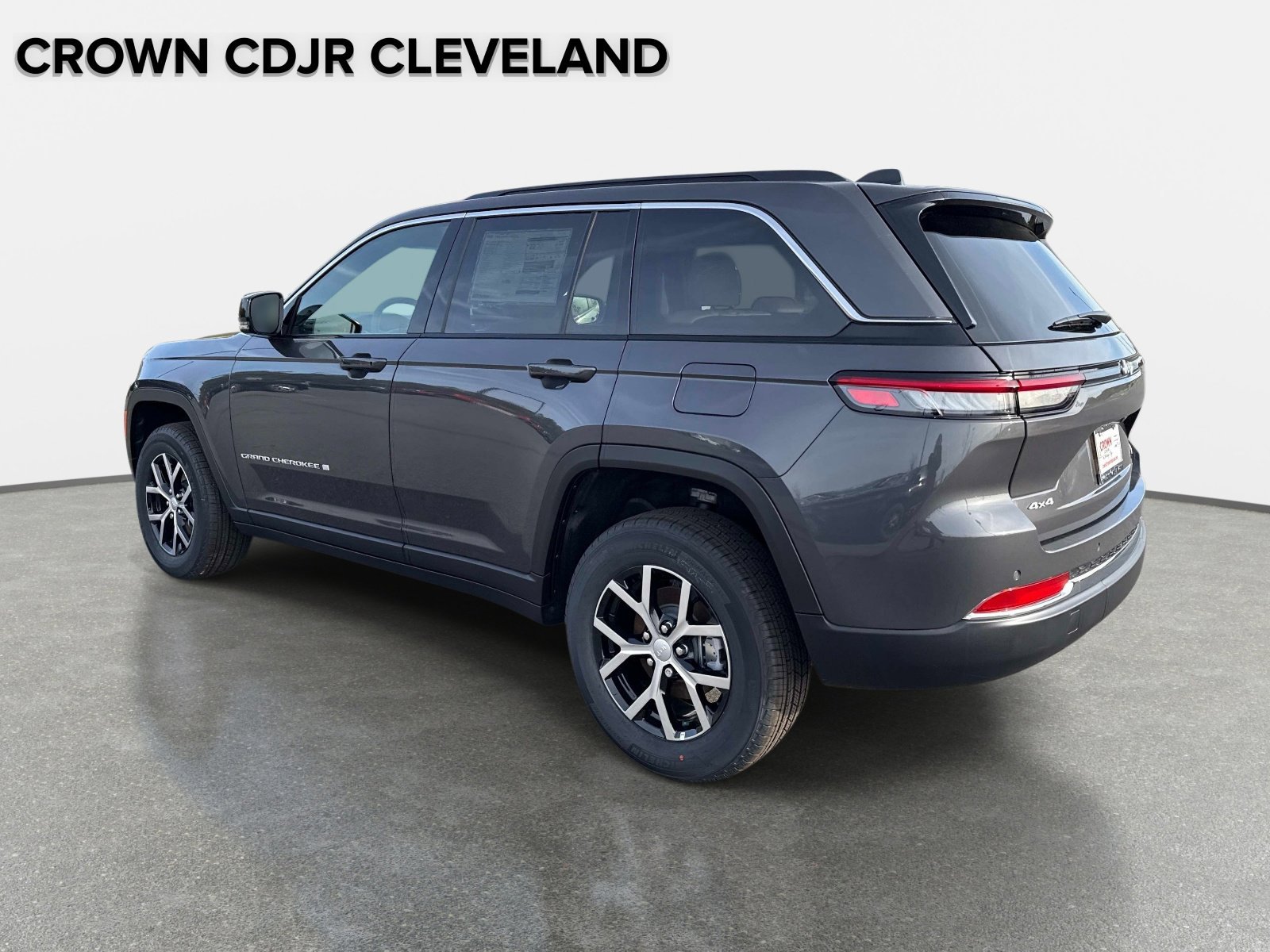 New 2025 Jeep Grand Cherokee Limited AWD/4WD image 6