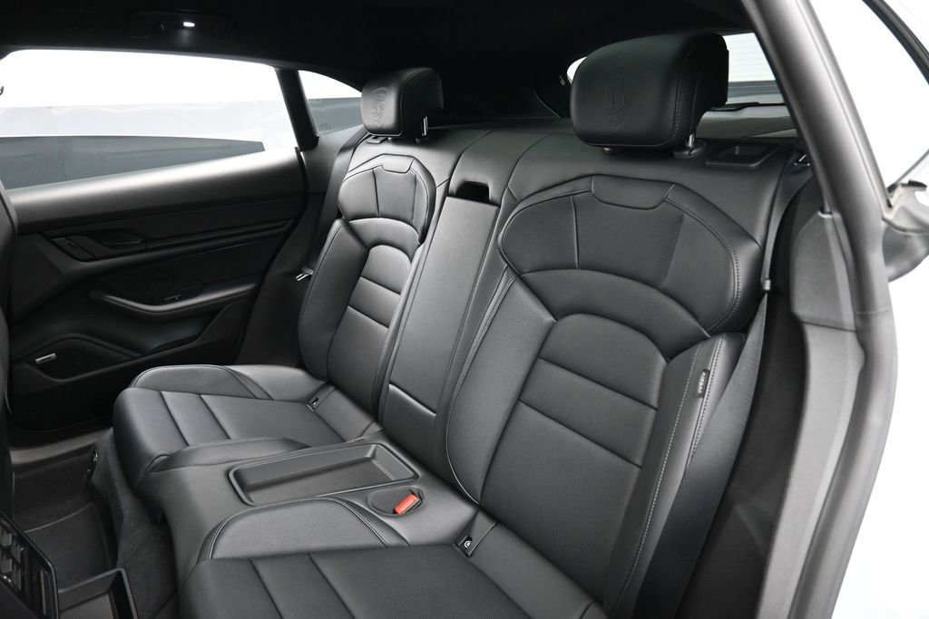 Certified 2024 Porsche Taycan 4 Cross Turismo AWD/4WD image 23
