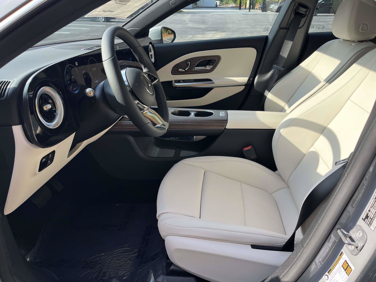 New 2027 Mercedes-Benz CLA 220 image 31