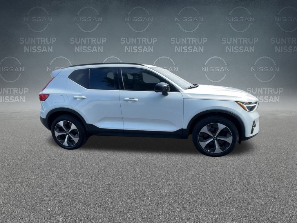 Used 2023 Volvo XC40 B5 Plus w/ Protection Package Premier image 77