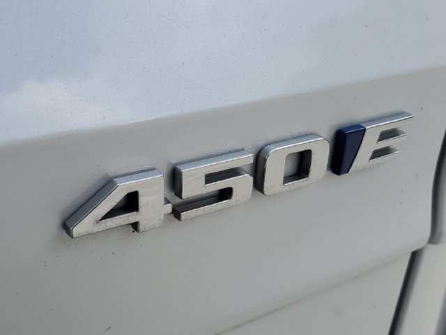 Used 2024 Cadillac Lyriq Tech RWD image 9