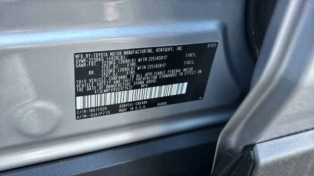 Used 2025 Toyota RAV4 LE AWD/4WD image 36