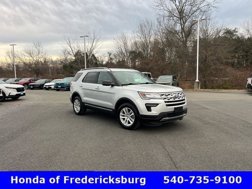 Used 2019 Ford Explorer XLT w/ Class III Trailer Tow Package image 2