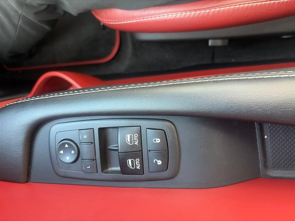 Used 2018 Dodge Challenger SRT Hellcat RWD image 15
