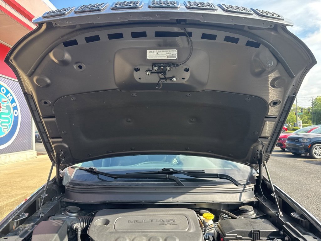 Used 2023 Jeep Cherokee Altitude Lux image 69