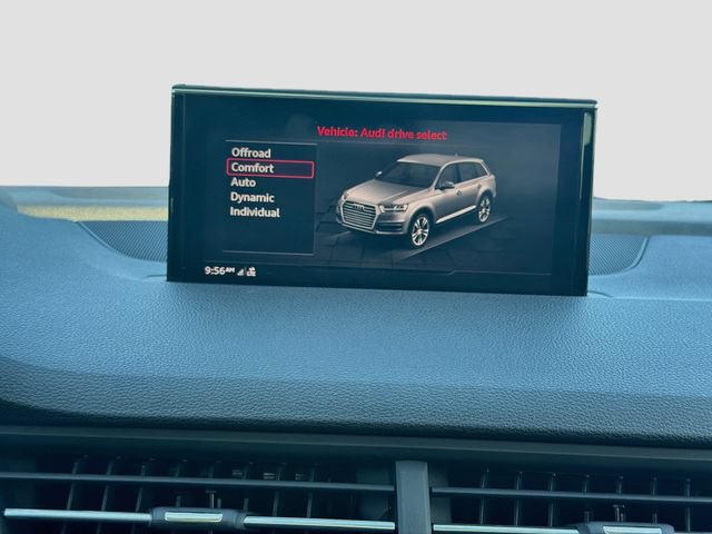 Used 2018 Audi Q7 3.0T Prestige w/ Prestige Package AWD/4WD image 31