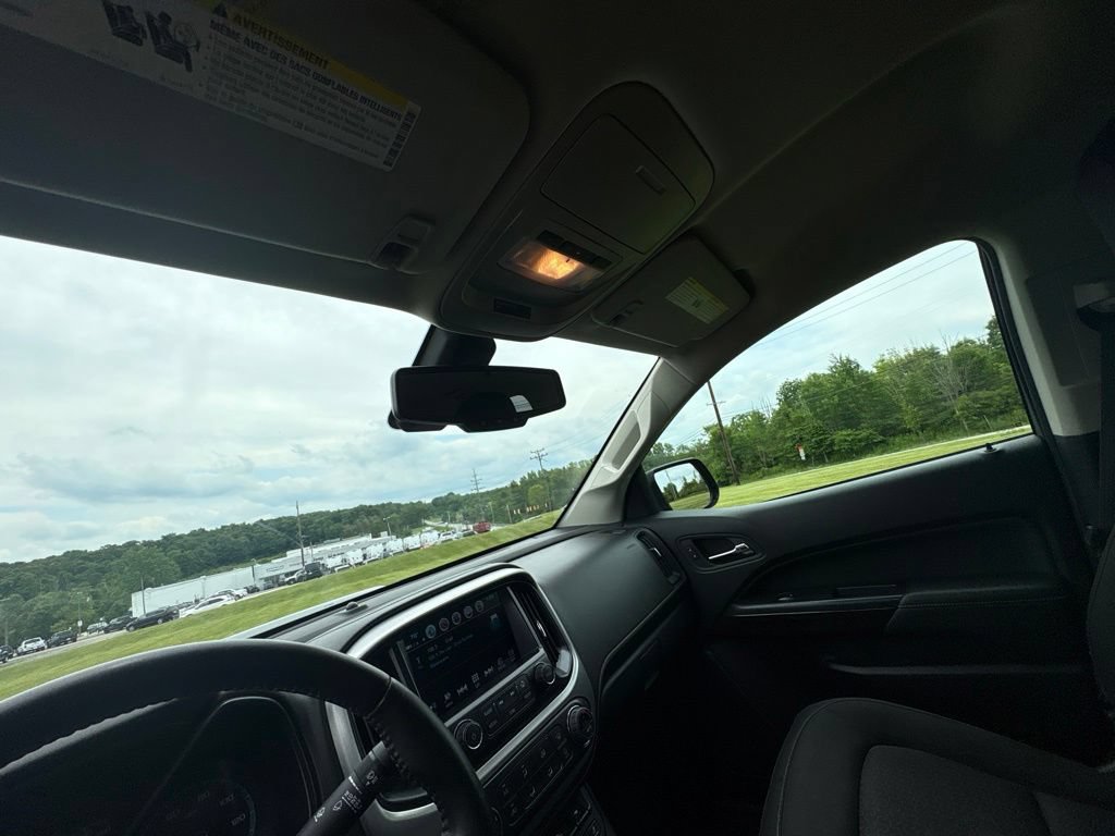 Used 2018 GMC Canyon SLE w/ Nightfall Edition AWD/4WD image 16