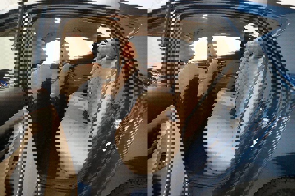 Used 2016 Hyundai Elantra SE image 15