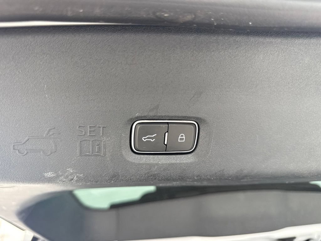 Used 2025 Ford Expedition Max Active RWD image 17