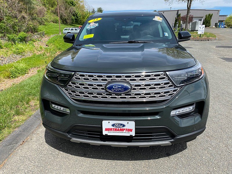 Certified 2023 Ford Explorer Limited w/ Limited Technology Package AWD/4WD image 2