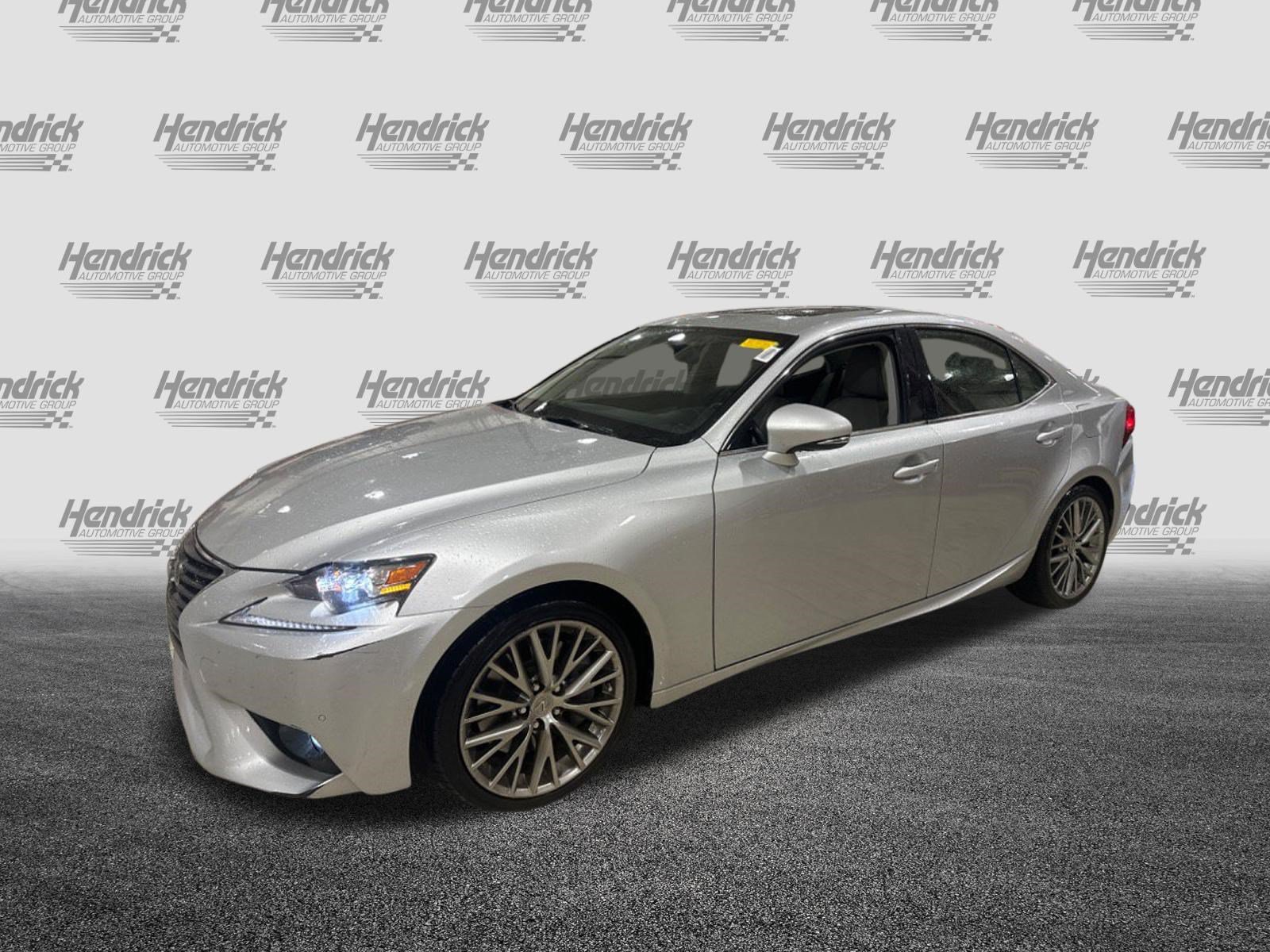 Used 2016 Lexus IS 200t w/ Premium Package RWD image 51