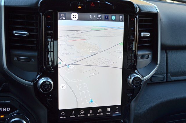 New 2026 RAM 1500 4x4 Crew Cab image 30