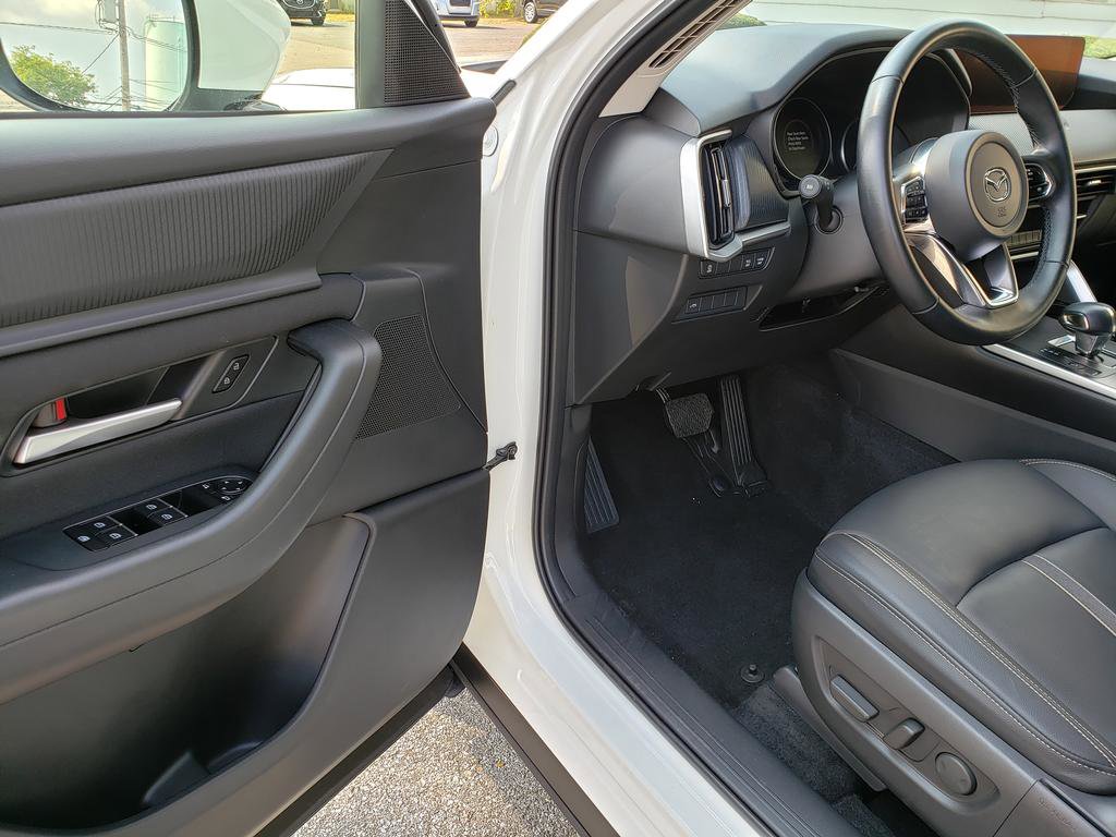 Used 2025 MAZDA CX-90 3.3 Turbo w/ Select Package image 8
