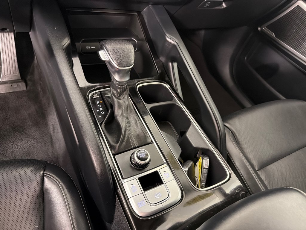 Used 2020 Kia Telluride LX FWD image 16