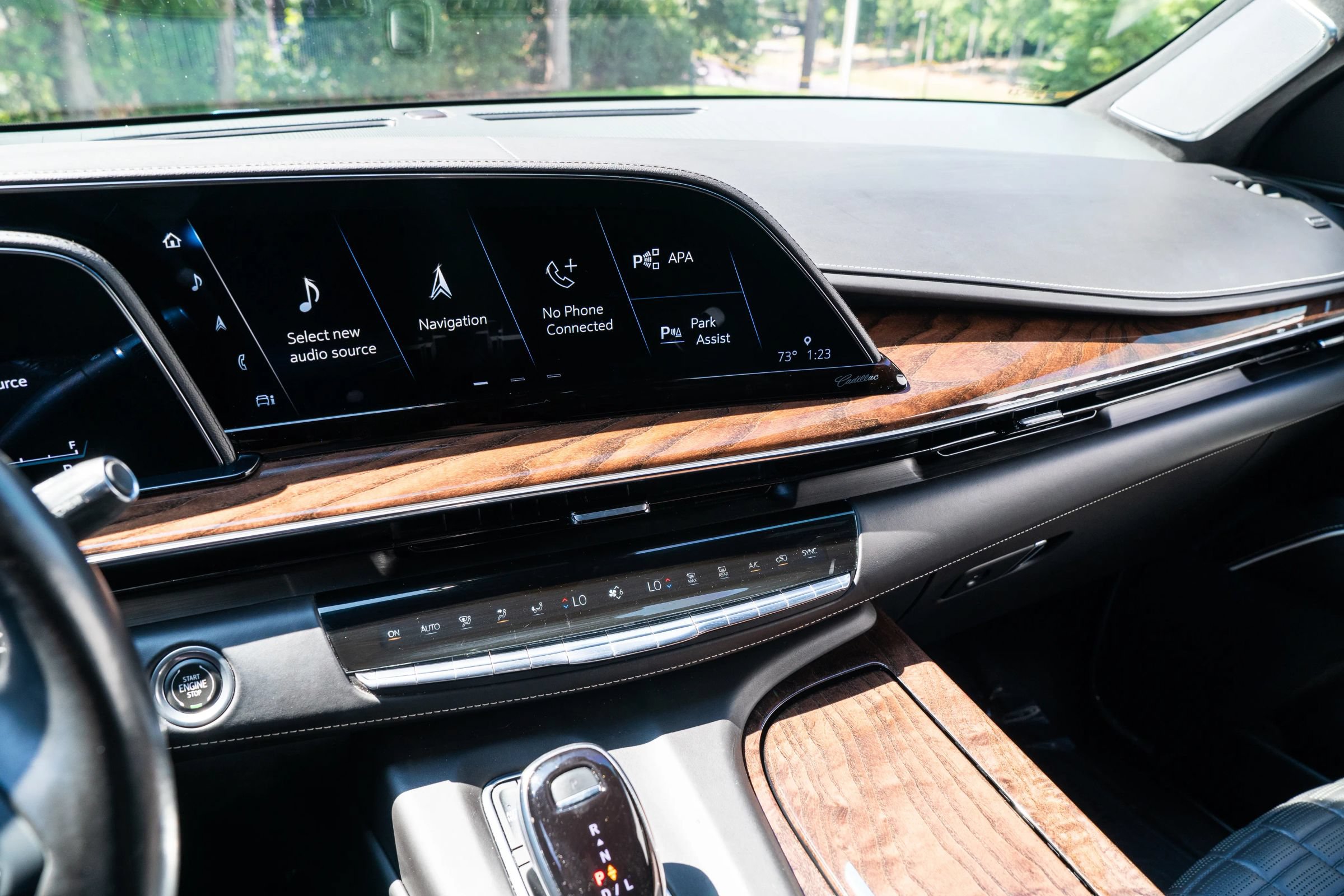 Used 2022 Cadillac Escalade Sport Platinum AWD/4WD image 27