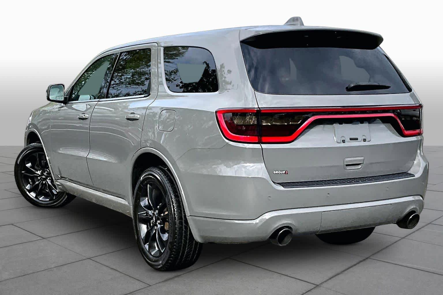 Used 2021 Dodge Durango R/T w/ Technology Group AWD/4WD image 12