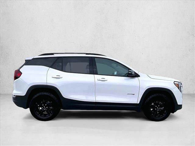 Used 2022 GMC Terrain AT4 w/ Tech Package AWD/4WD image 5