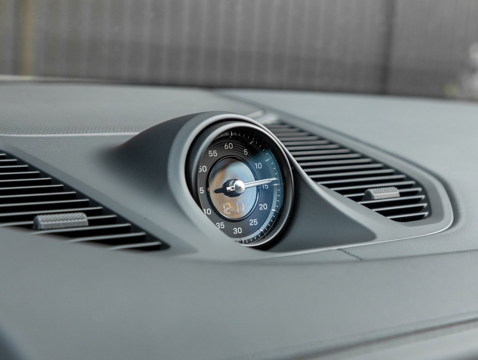 New 2026 Porsche Cayenne S image 25