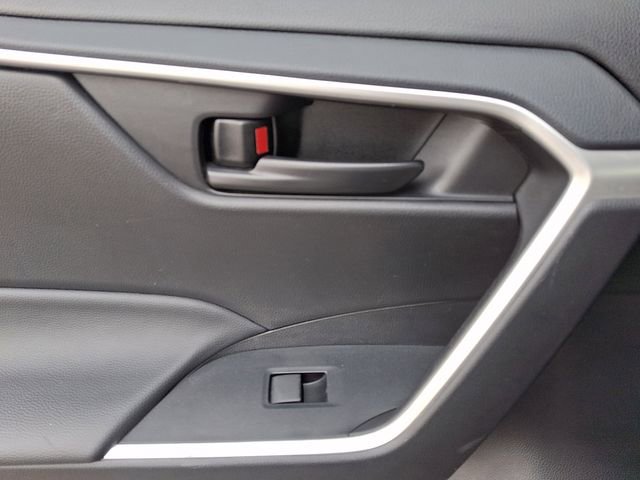 Used 2024 Toyota RAV4 LE image 13