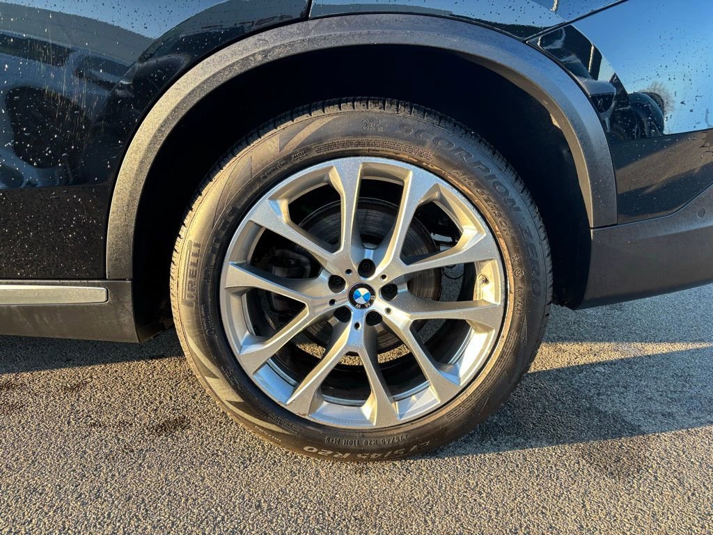Used 2023 BMW X5 xDrive40i w/ Premium Package image 34