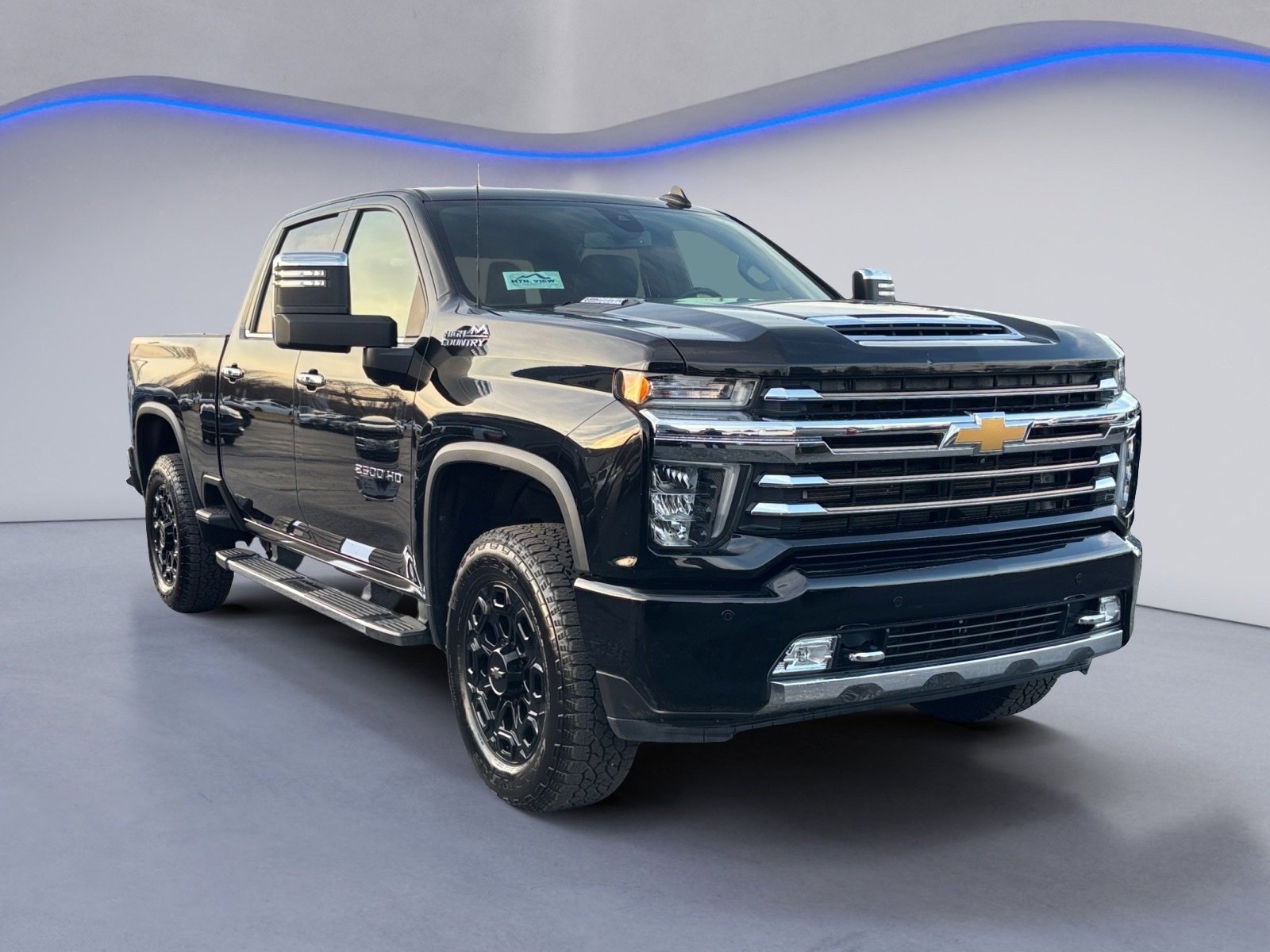 Used 2023 Chevrolet Silverado 2500 High Country w/ Safety Package II image 9