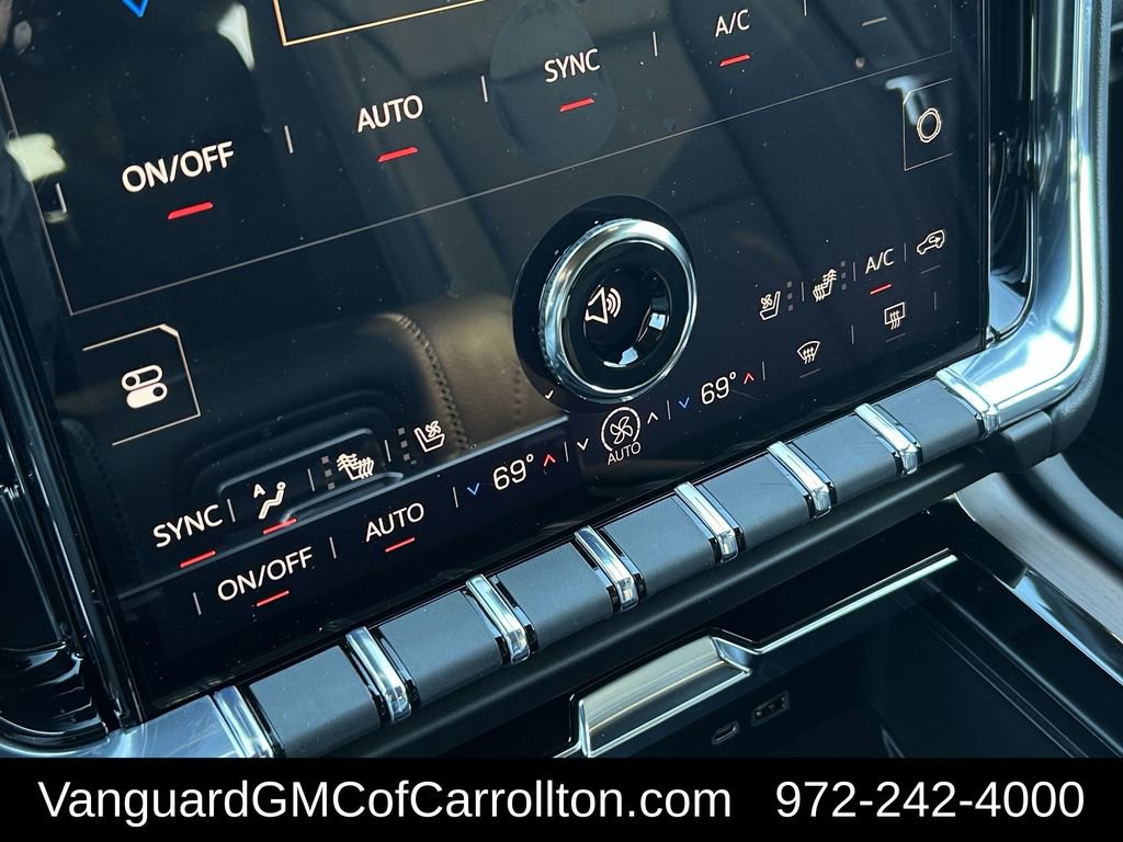 New 2026 GMC Yukon Denali w/ Denali Reserve Package AWD/4WD image 17