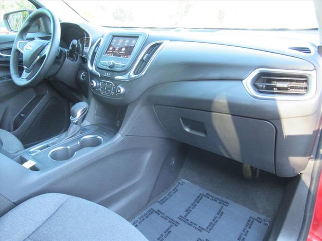 Used 2024 Chevrolet Equinox LT FWD image 11