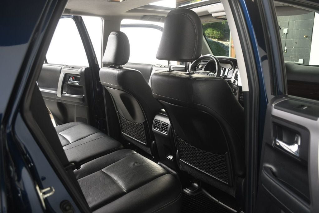 Used 2020 Toyota 4Runner Limited AWD/4WD image 37