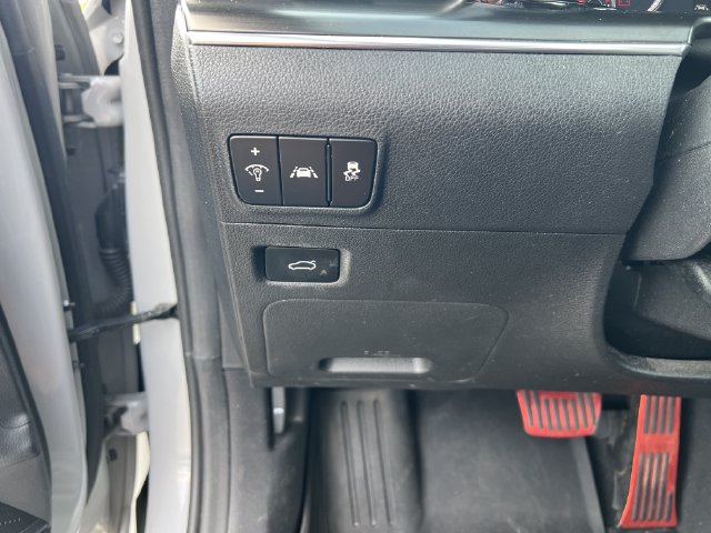 Used 2023 Kia K5 GT w/ GT1 Package FWD image 18