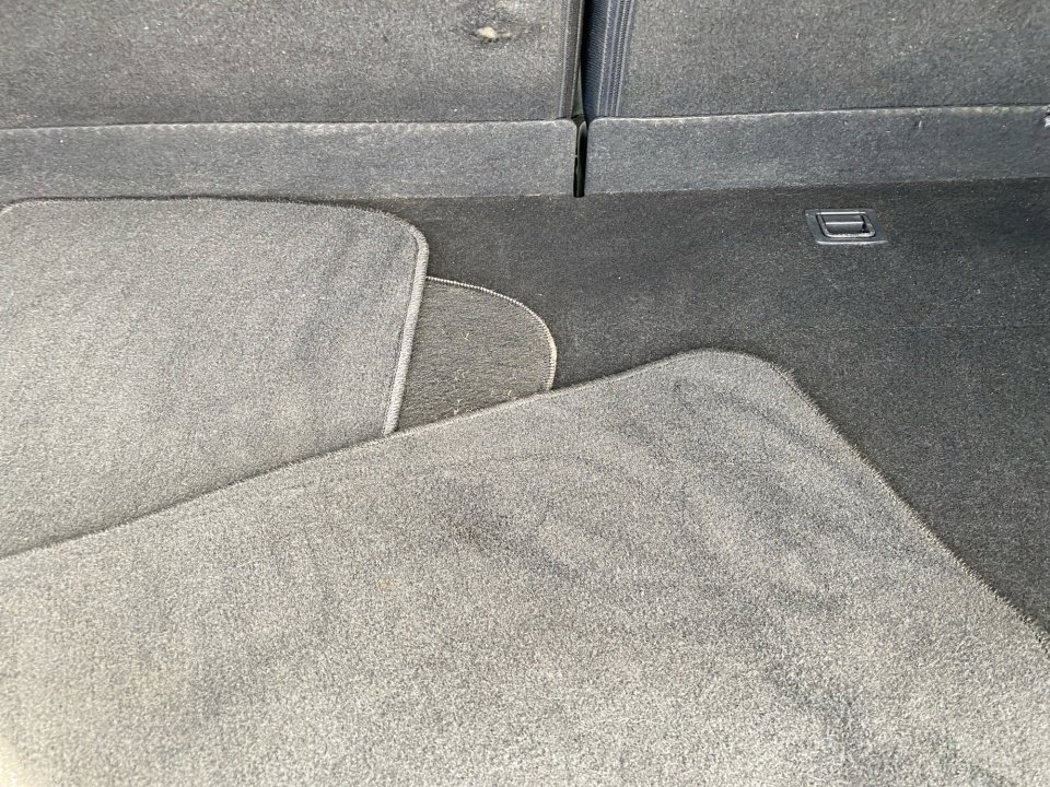 Certified 2025 Honda HR-V LX image 19