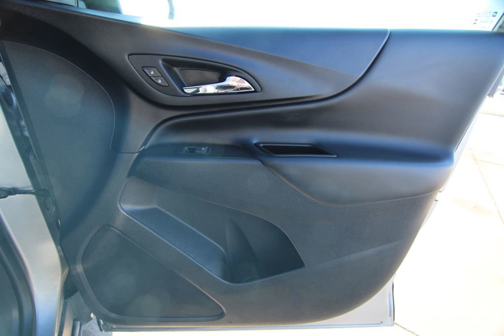 Used 2024 Chevrolet Equinox LT image 34