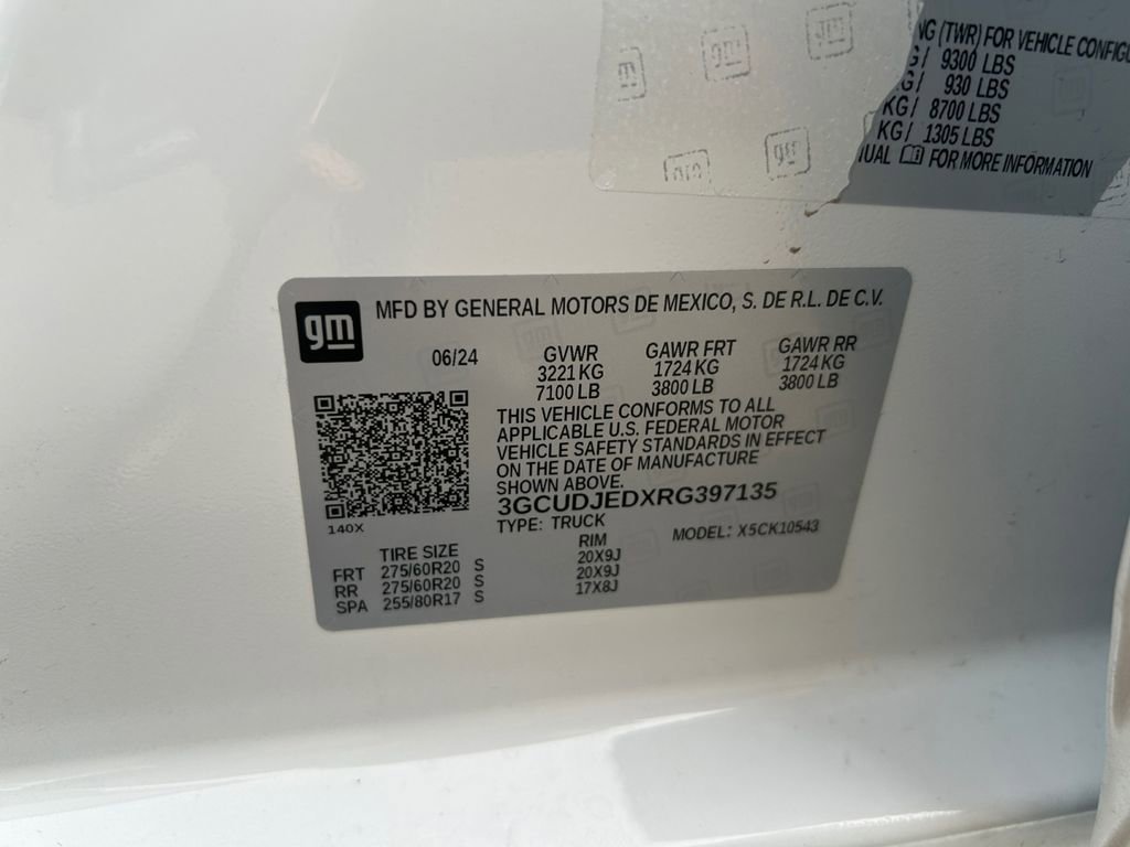 Used 2024 Chevrolet Silverado 1500 High Country w/ Technology Package image 34