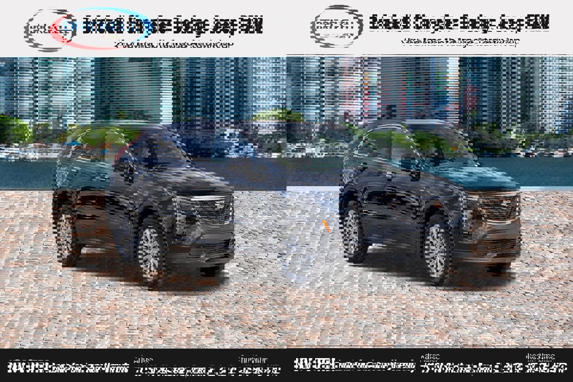 Used 2024 Cadillac XT4 Luxury w/ Cold Weather Package FWD image 3