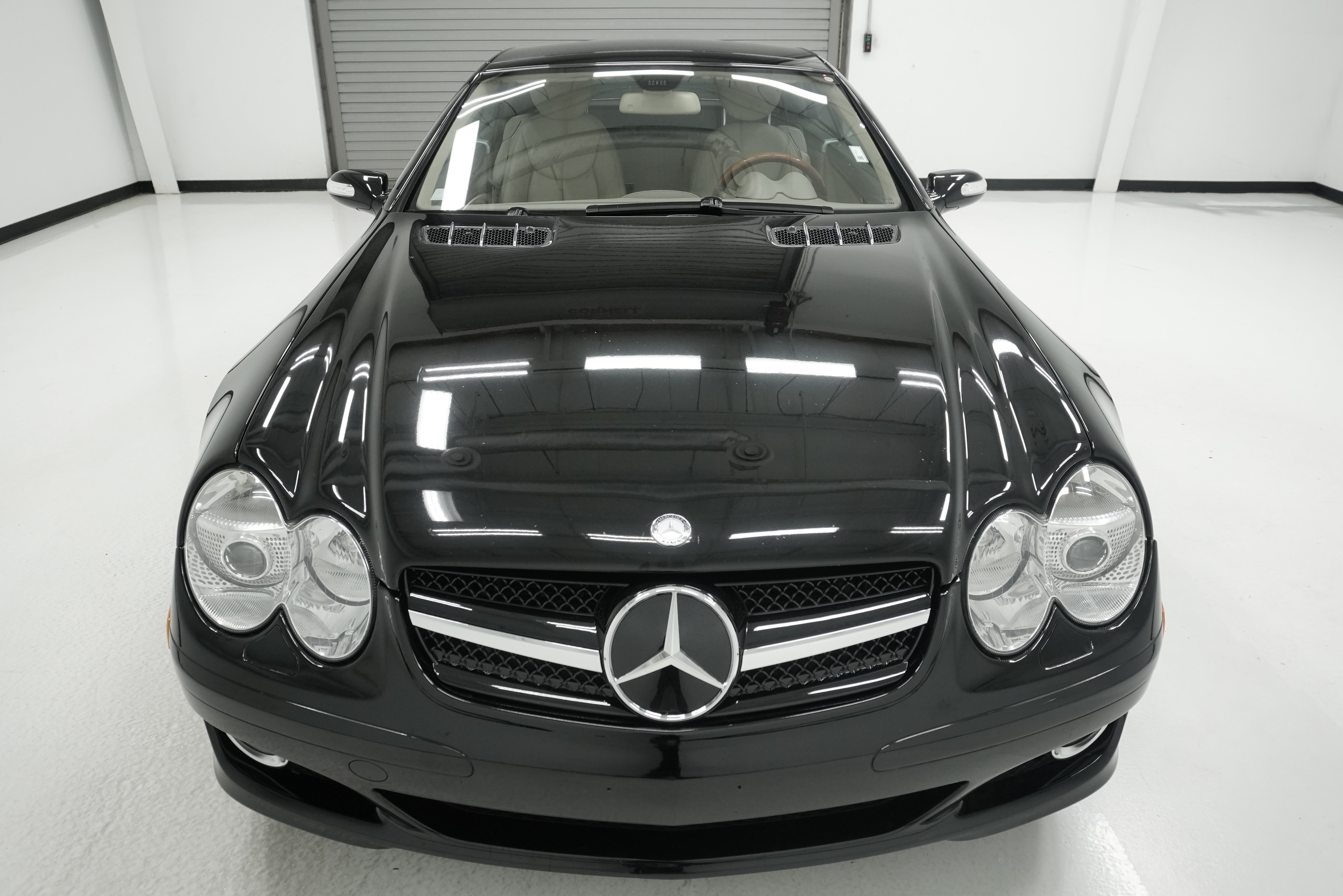 Used 2007 Mercedes-Benz SL 550 image 2