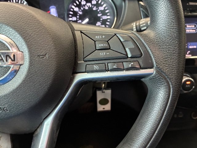 Used 2020 Nissan Rogue S AWD/4WD image 18