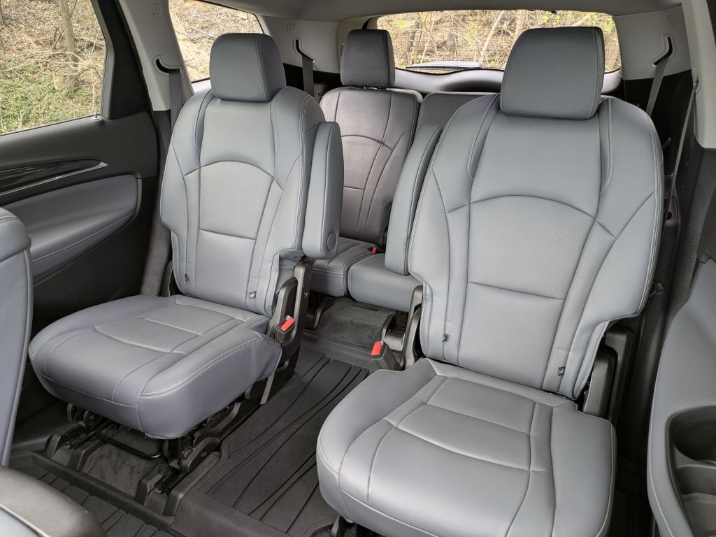Certified 2021 Buick Enclave Essence w/ Sound and Sites Package image 26