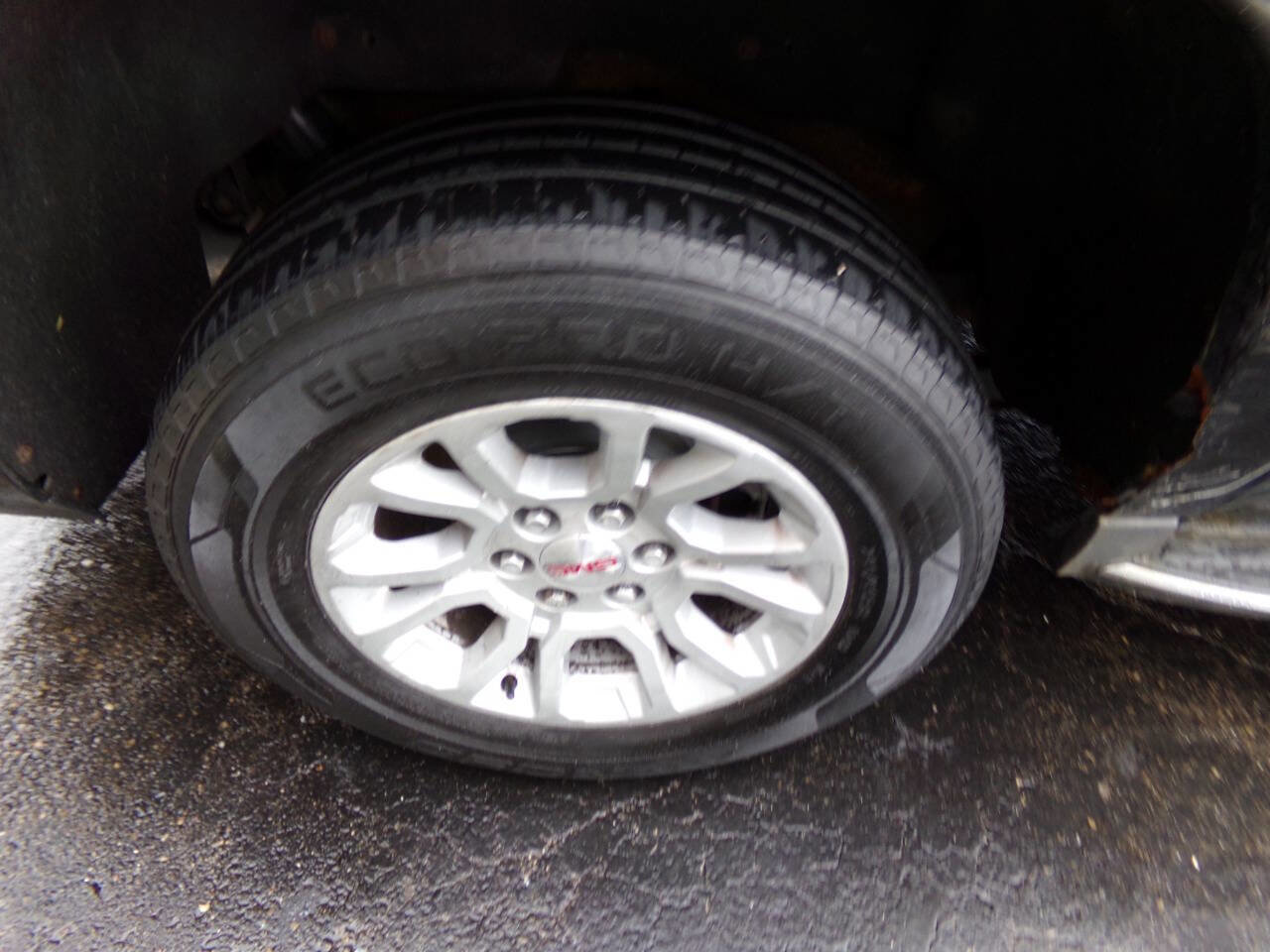 Used 2016 GMC Yukon XL SLE image 18