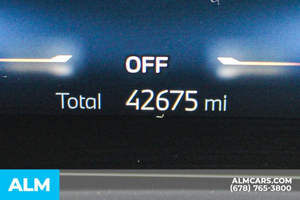 Used 2023 BMW iX xDrive50 image 42