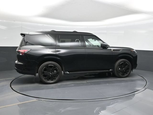 Used 2026 INFINITI QX80 4WD w/ Sport Exterior Package image 4