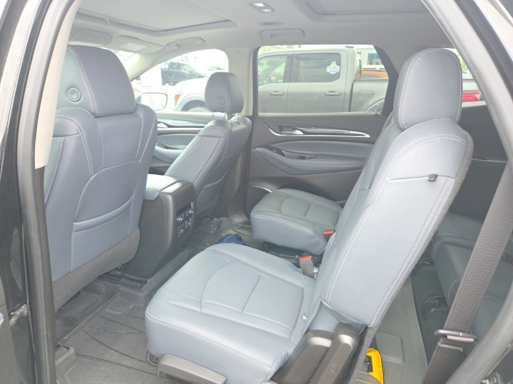 Used 2021 Buick Enclave Premium w/ Sun and Sites Package AWD/4WD image 8
