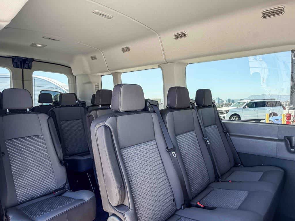 Used 2025 Ford Transit 350 XLT RWD image 18