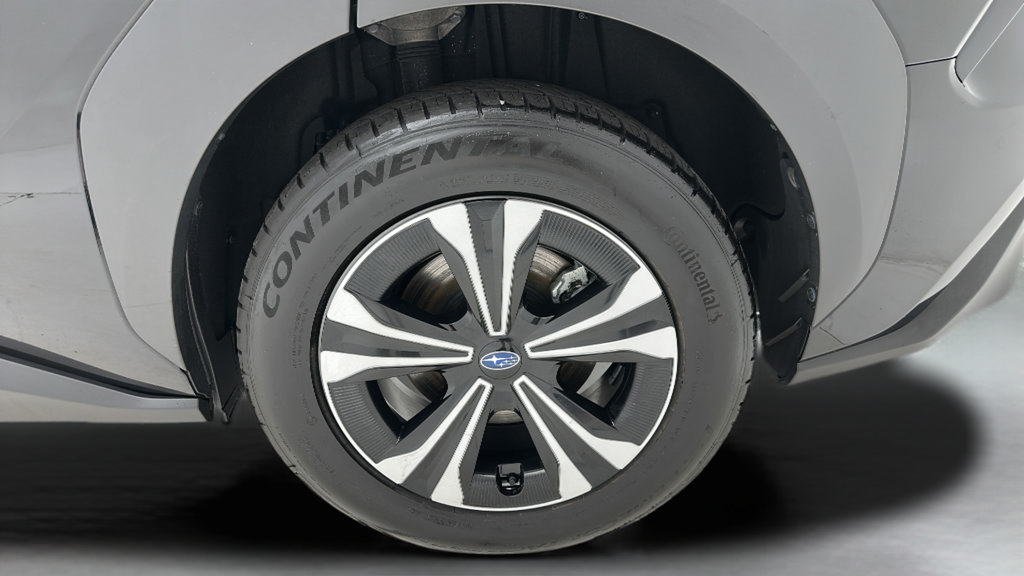 Used 2023 Subaru Solterra AWD image 8