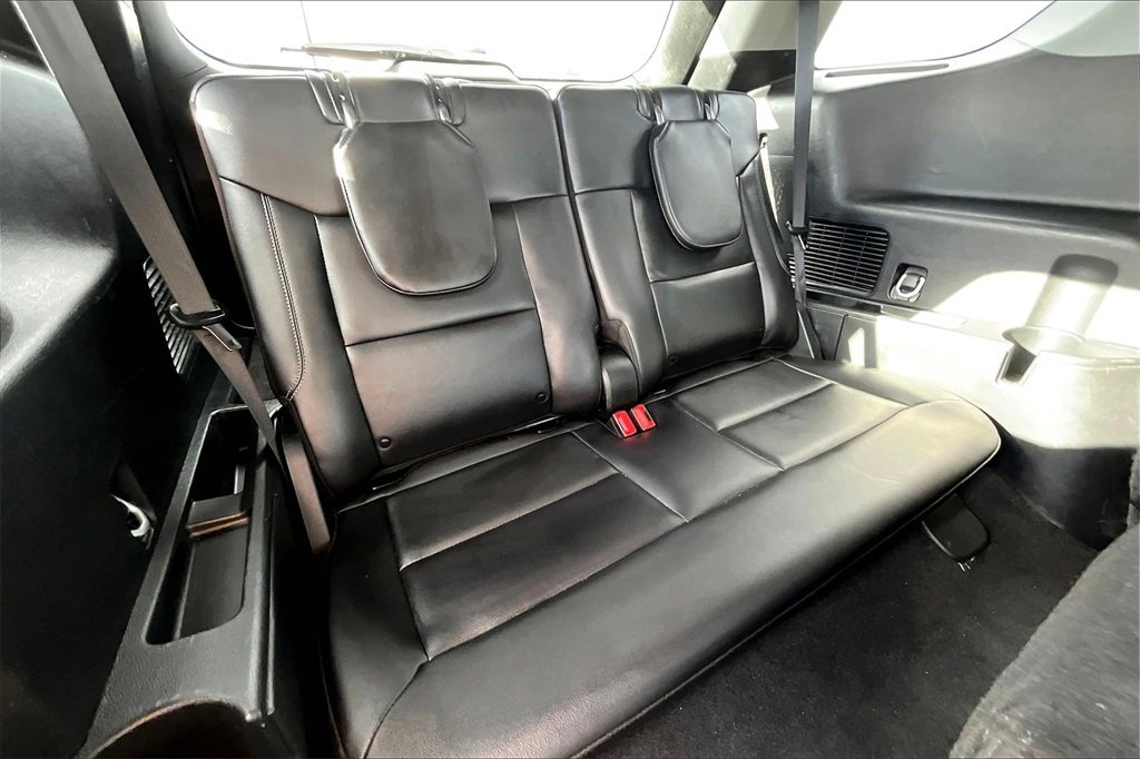 Used 2024 Ford Explorer Limited image 27