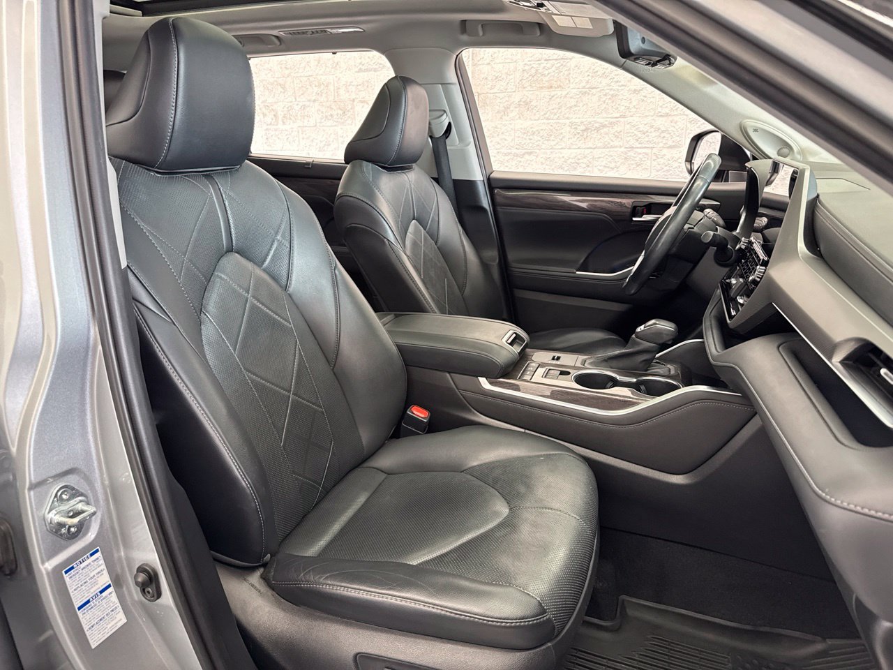 Used 2021 Toyota Highlander Platinum AWD/4WD image 56