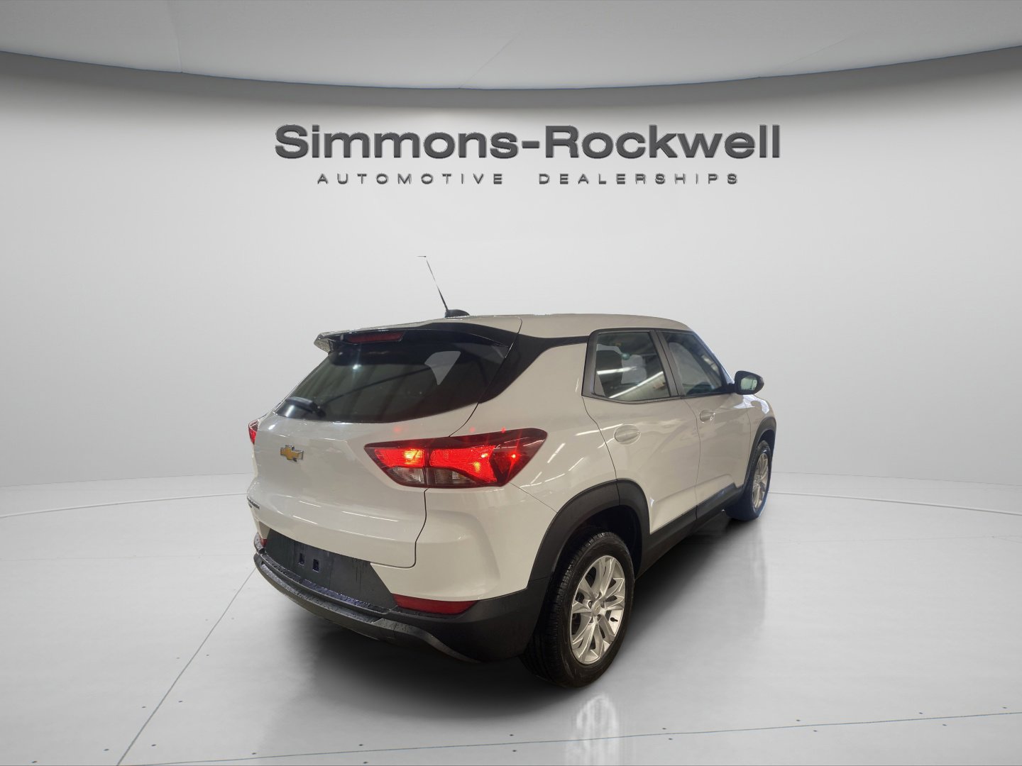 Used 2023 Chevrolet TrailBlazer LS image 5